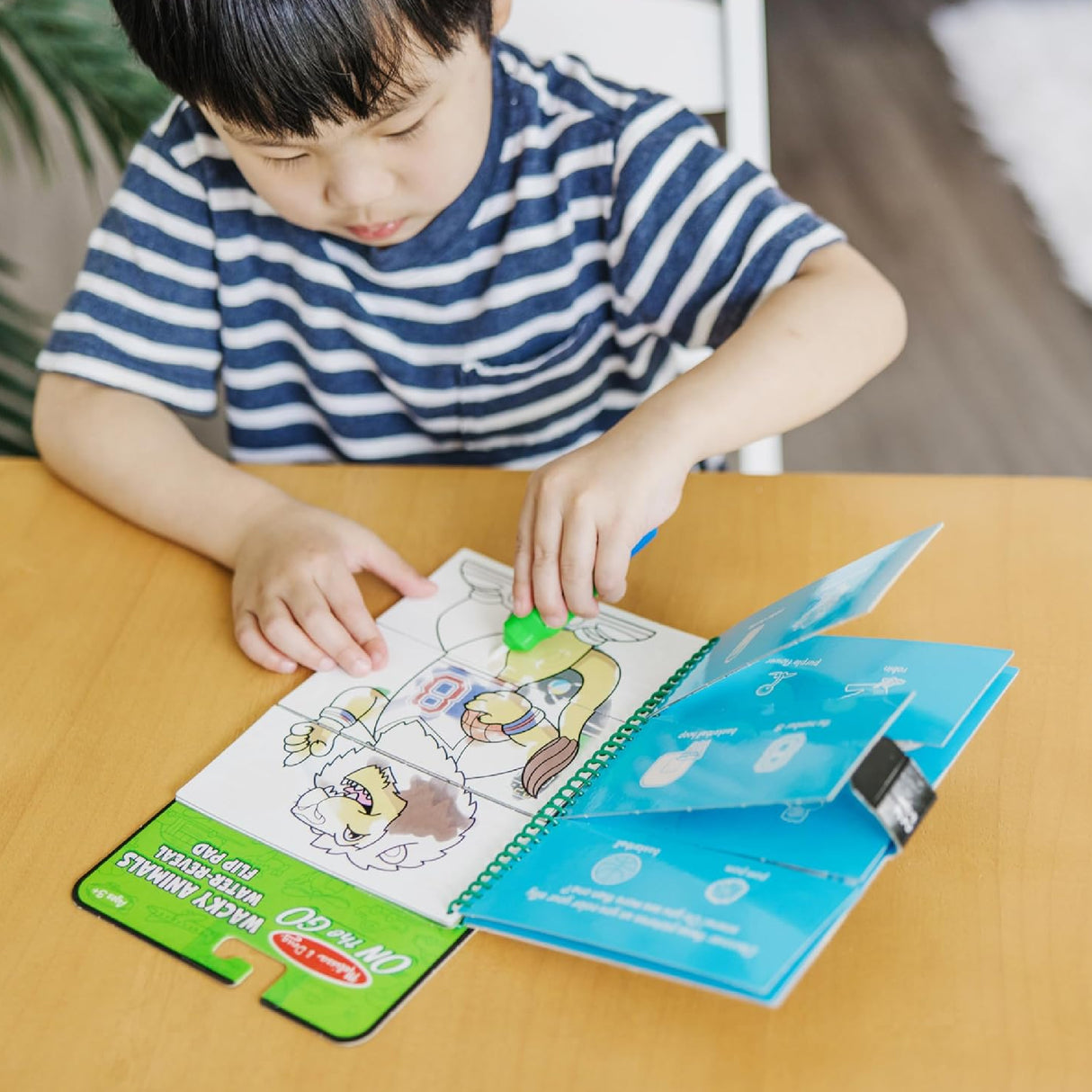 Melissa & Doug On the Go Water Wow! Reusable Water-Reveal Flip Pad - Wacky Animals