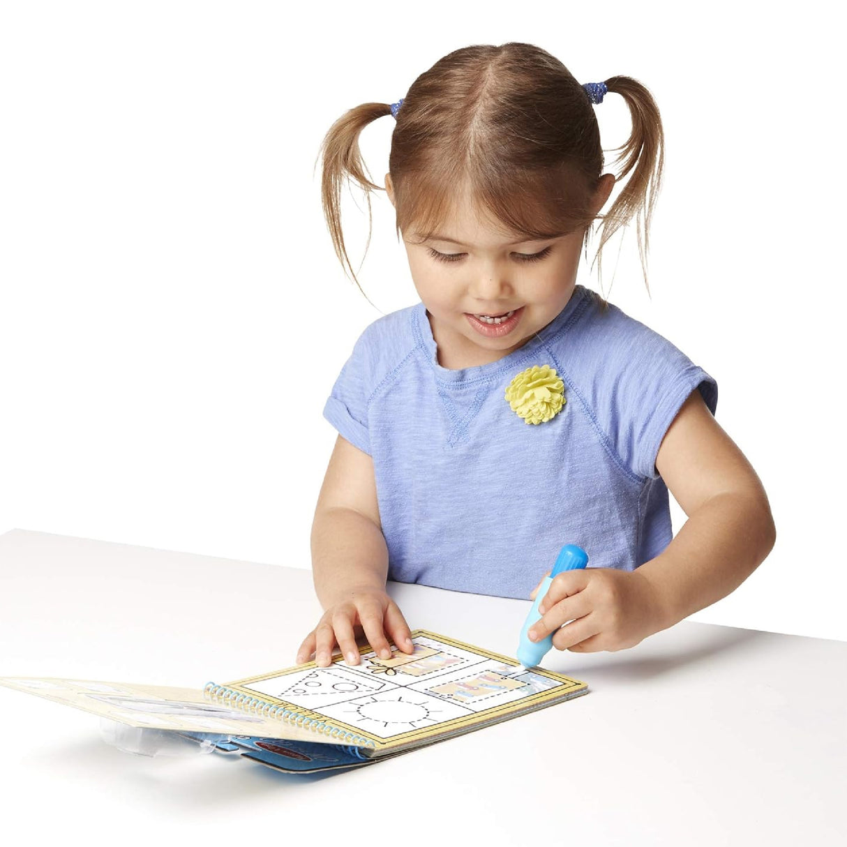 Melissa & Doug Water Reveal Pad Activity Pad- Colours and Shapes