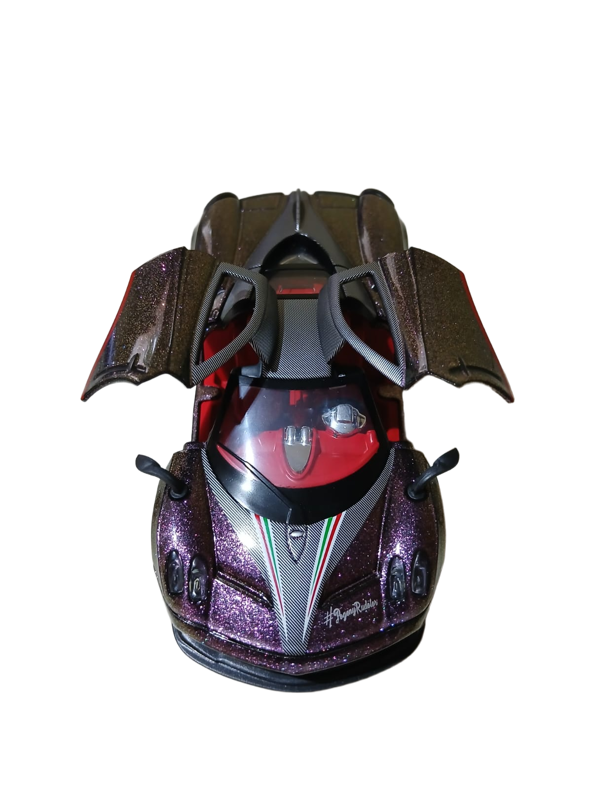 Pagani Huayra Model 1:32 Scale (4 Assorted Colors, Sold As Single)