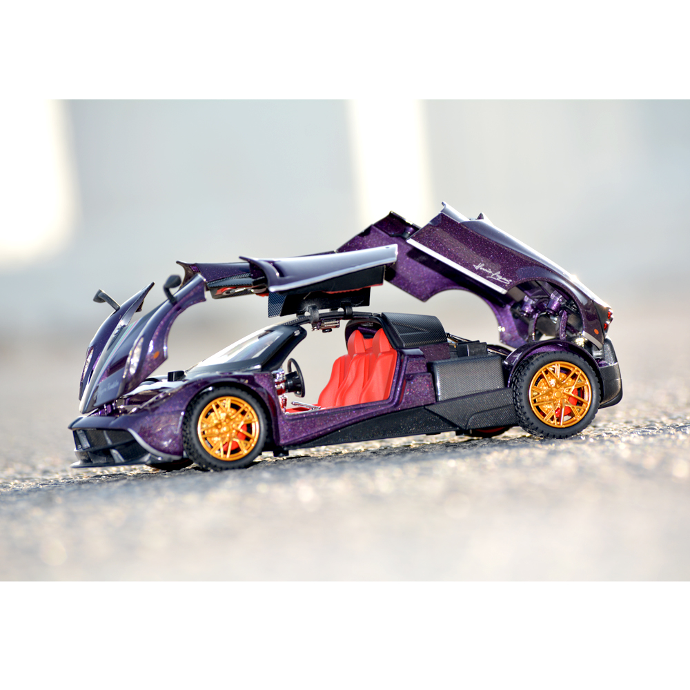 Pagani Huayra Model 1:24 Scale (3 Assorted Colors, Sold As Single)