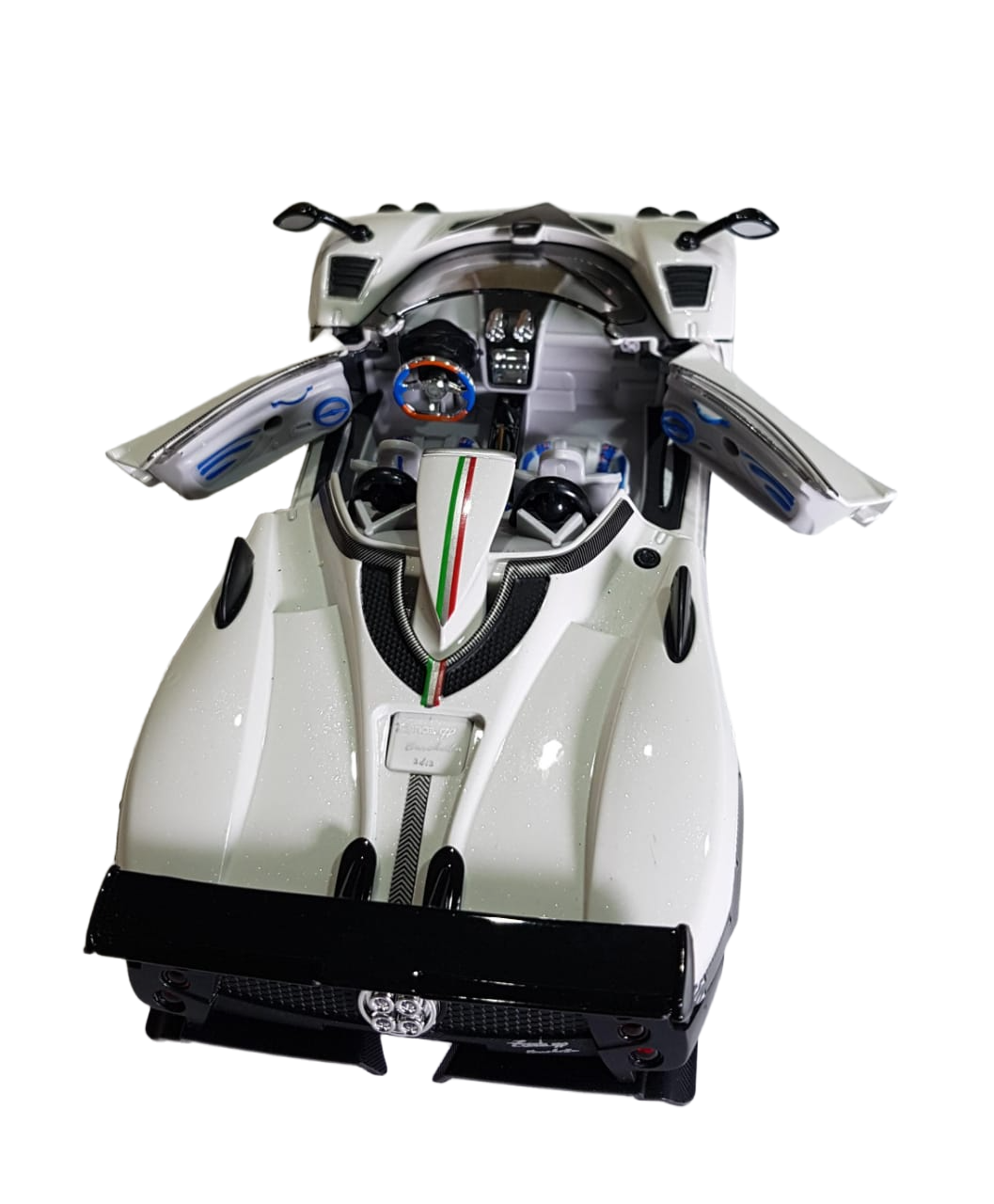 Pagani Zonda Hp Barchetta Model 1:24 Scale (3 Assorted Colors, Sold As Single)