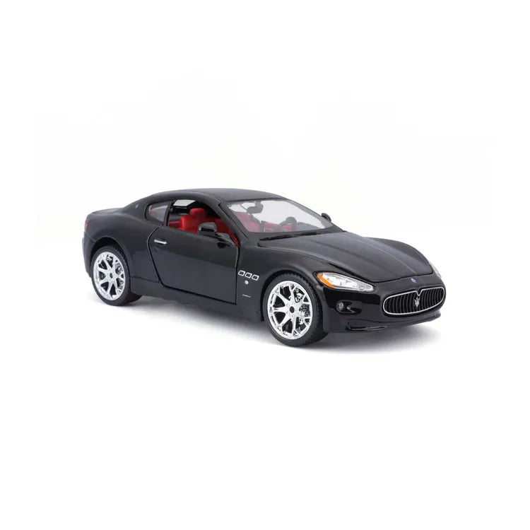 Bburago Maserati Granturismo Model 1:24 Scale