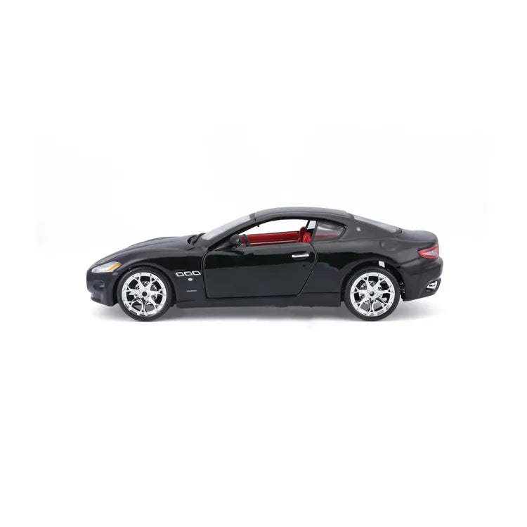 Bburago Maserati Granturismo Model 1:24 Scale