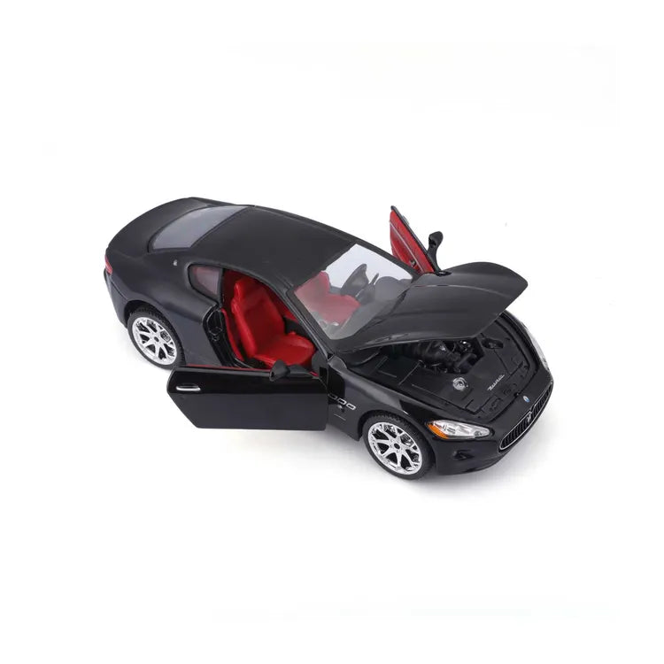 Bburago Maserati Granturismo Model 1:24 Scale