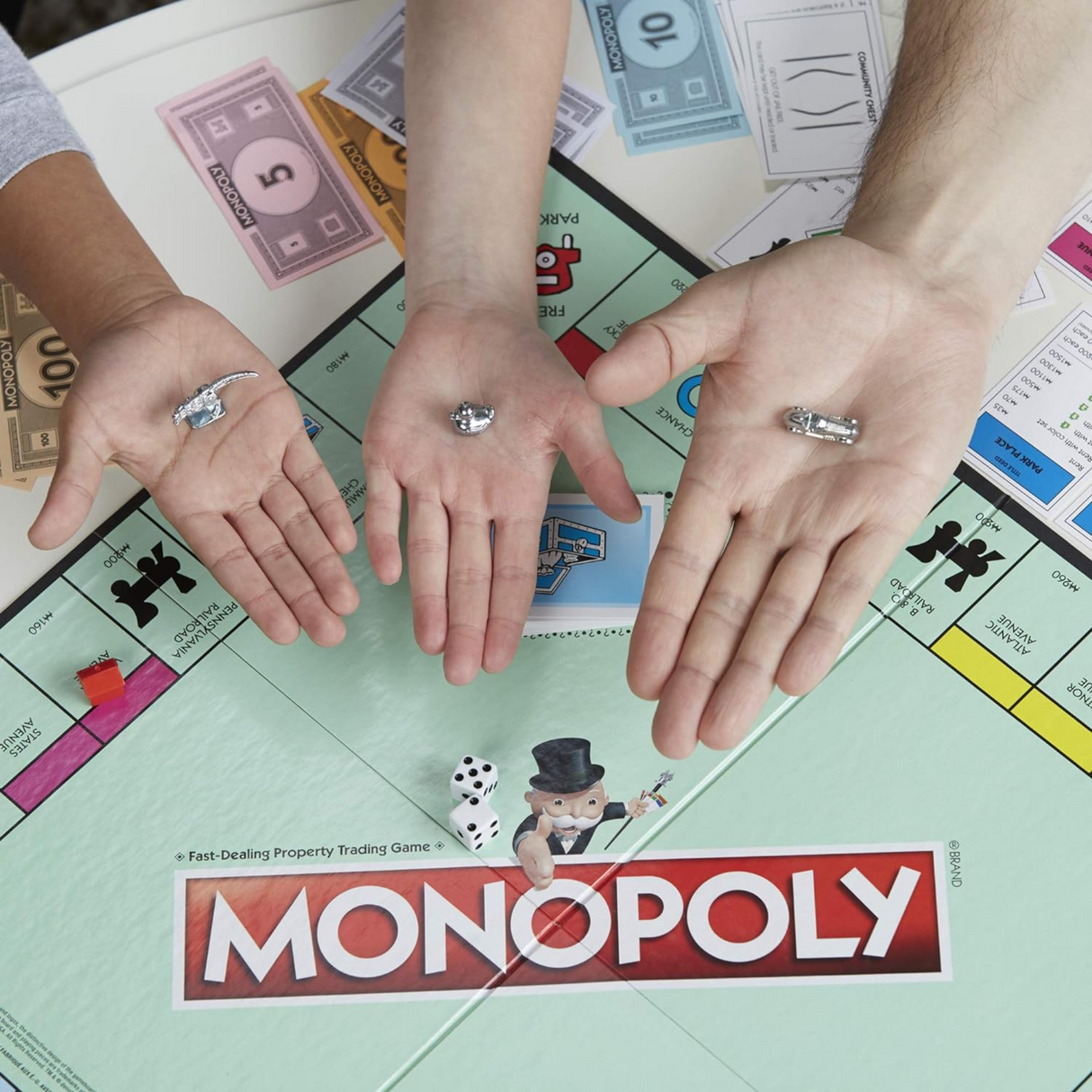 Hasbro Gaming Monopoly