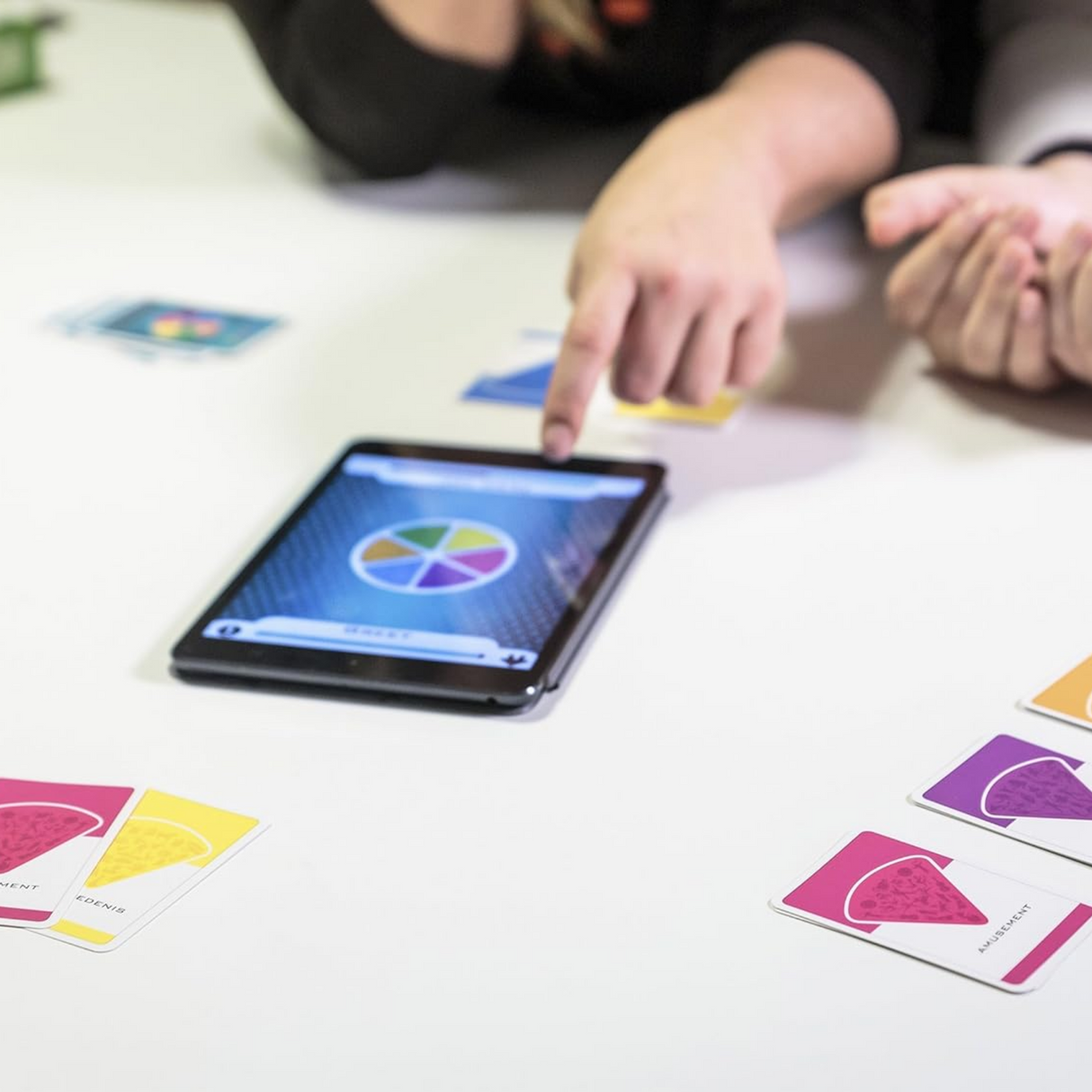 Shuffle Trivial Pursuit Card Game