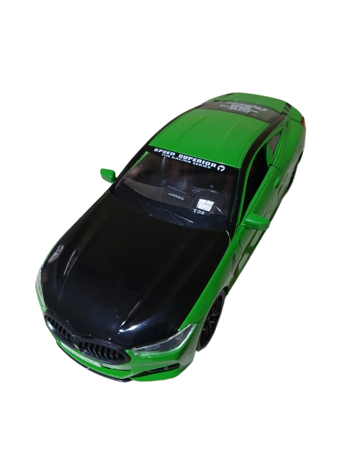 Bmw M850i Model 1:24 Scale (3 Assorted Colors, Sold As Single)