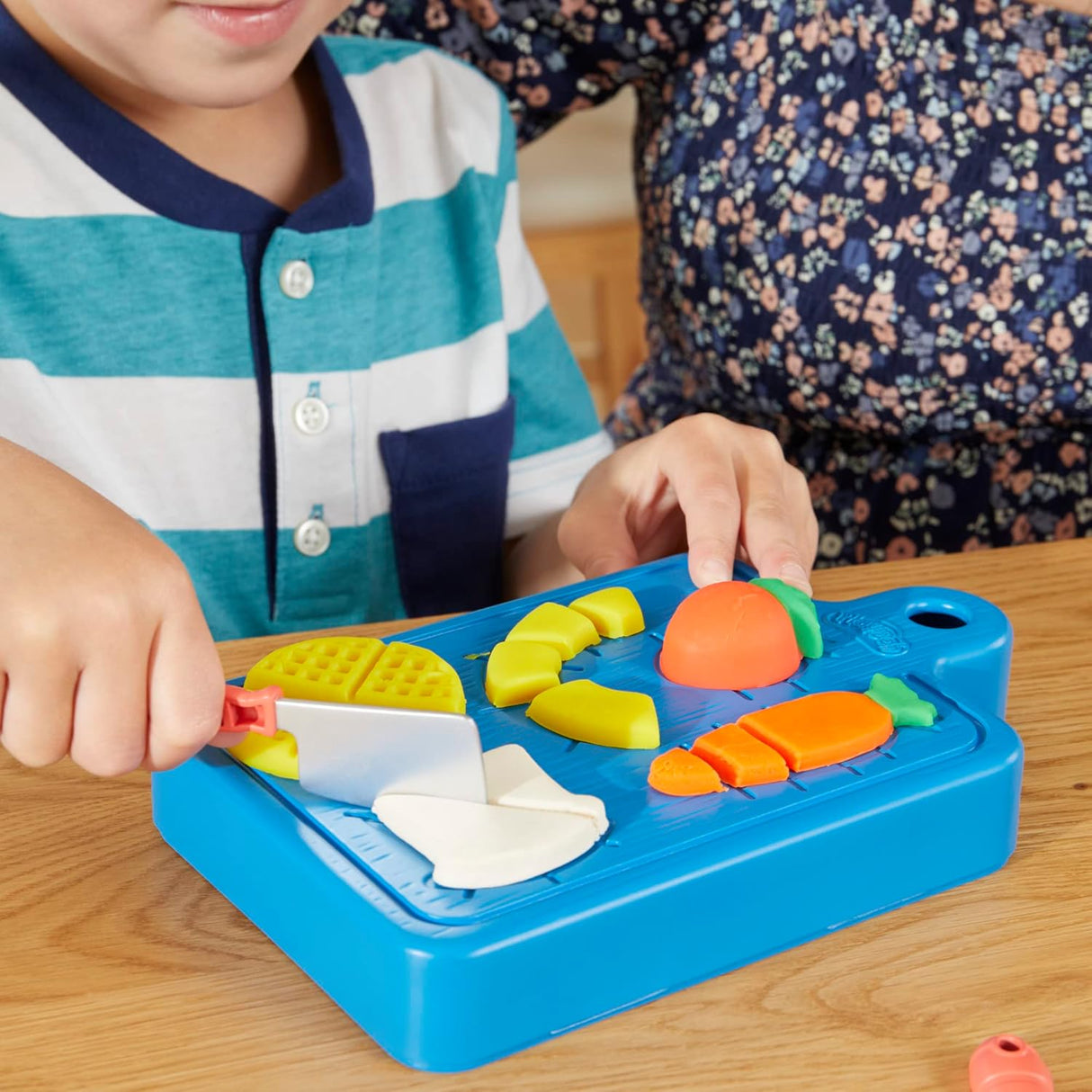 Play-Doh Little Chef Starter Set, 14 Play Kitchen Accessories