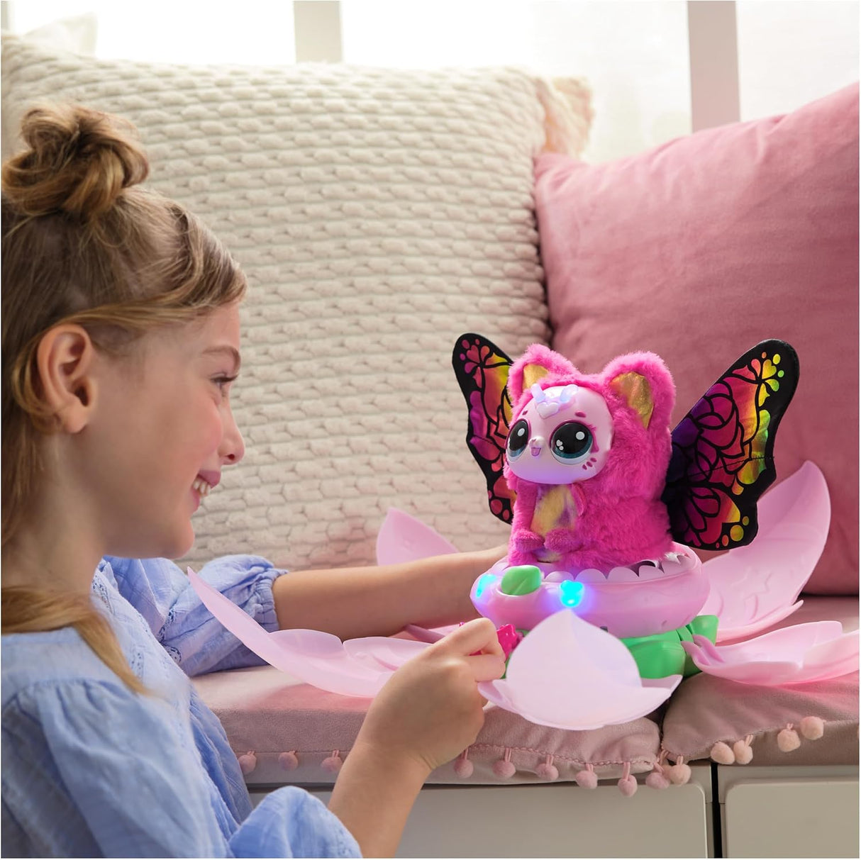 Hatchimals Bloomables Kittyfly Interactive Toy
