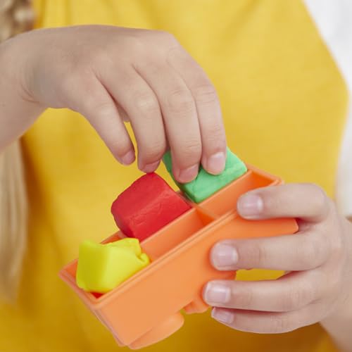 Play-Doh Swirlin Smoothies Blender Playset