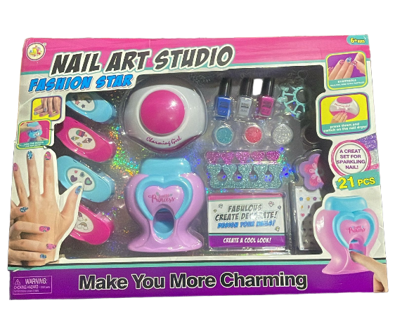 Fashion Star Nail Art Studio Set