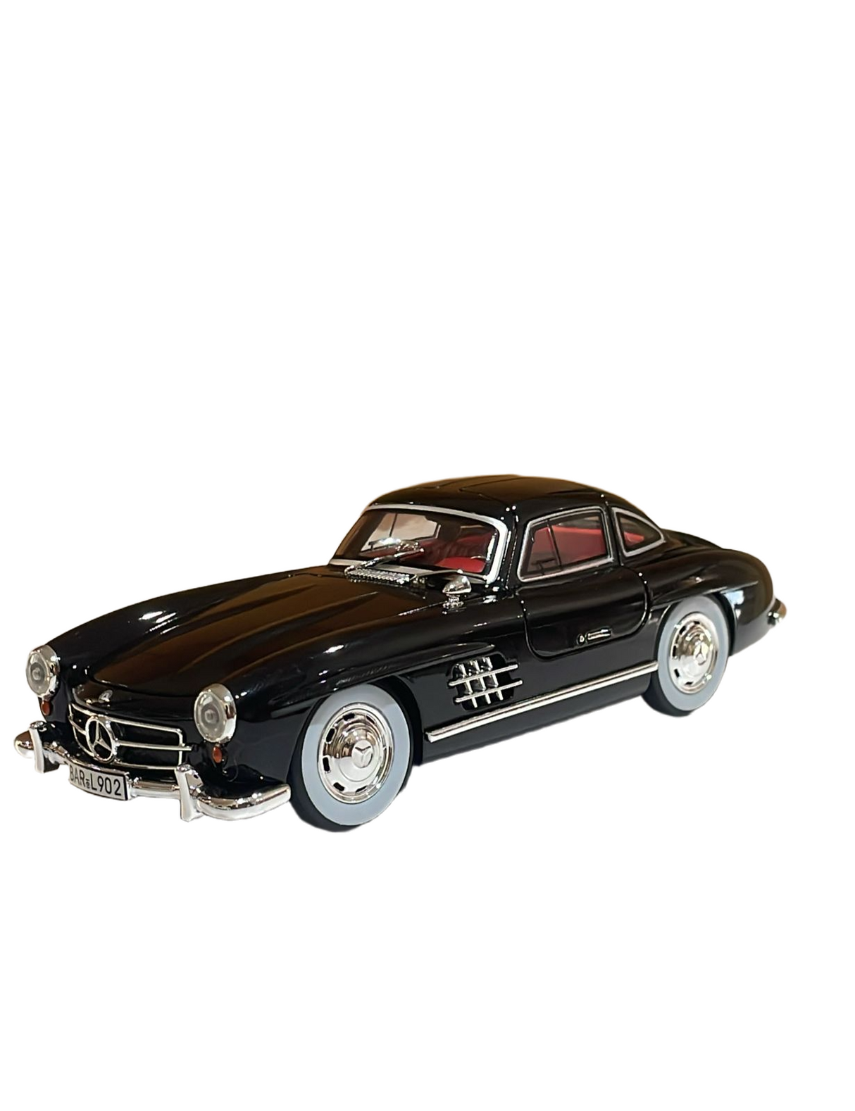 Mercedes-Benz 300 Sl Gullwing Model 1:24 Scale (3 Assorted Colors, Sold As Single)