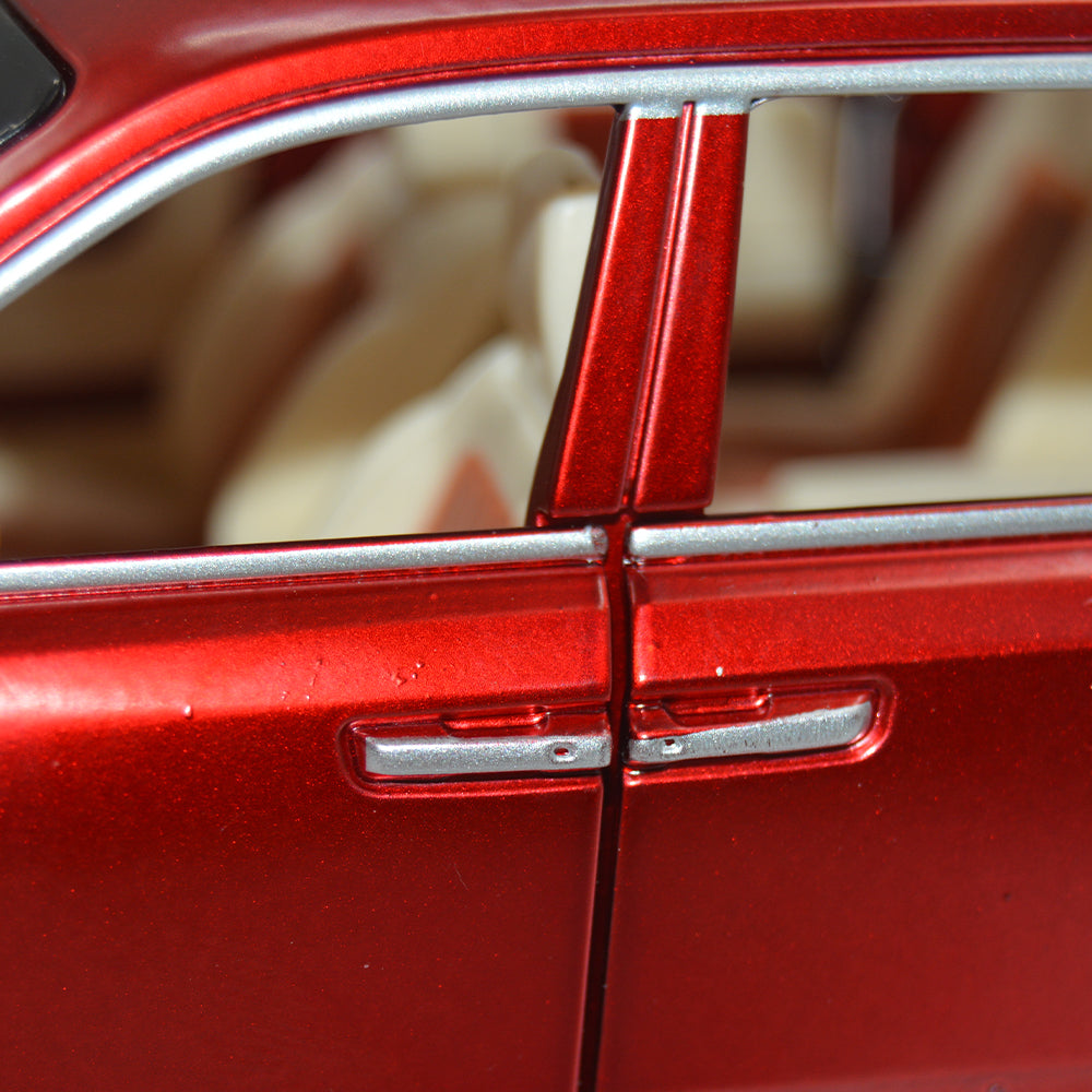 Rolls-Royce Cullinan Model 1:24 Scale (3 Assorted Colors, Sold As Single)