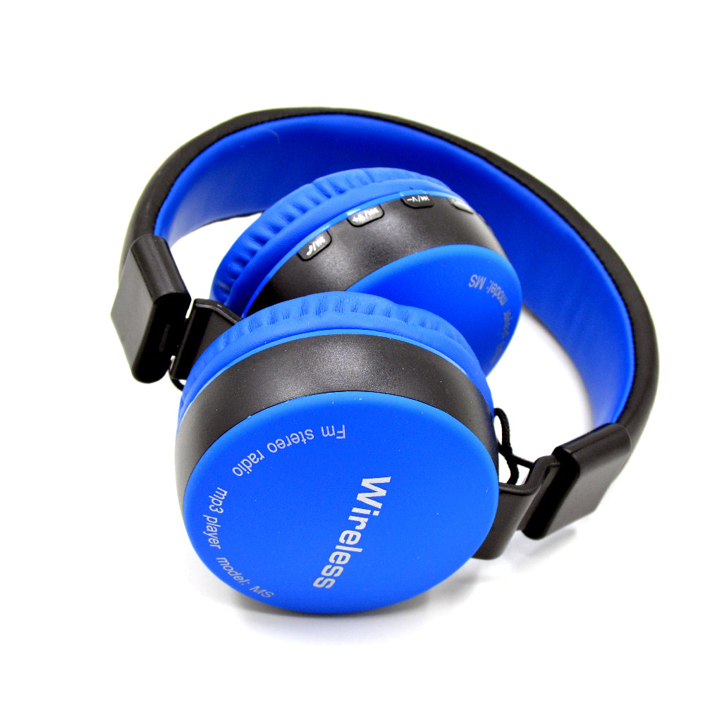 Links to BLUETOOTH HEADPHONE WITH LIGHT BLUE by