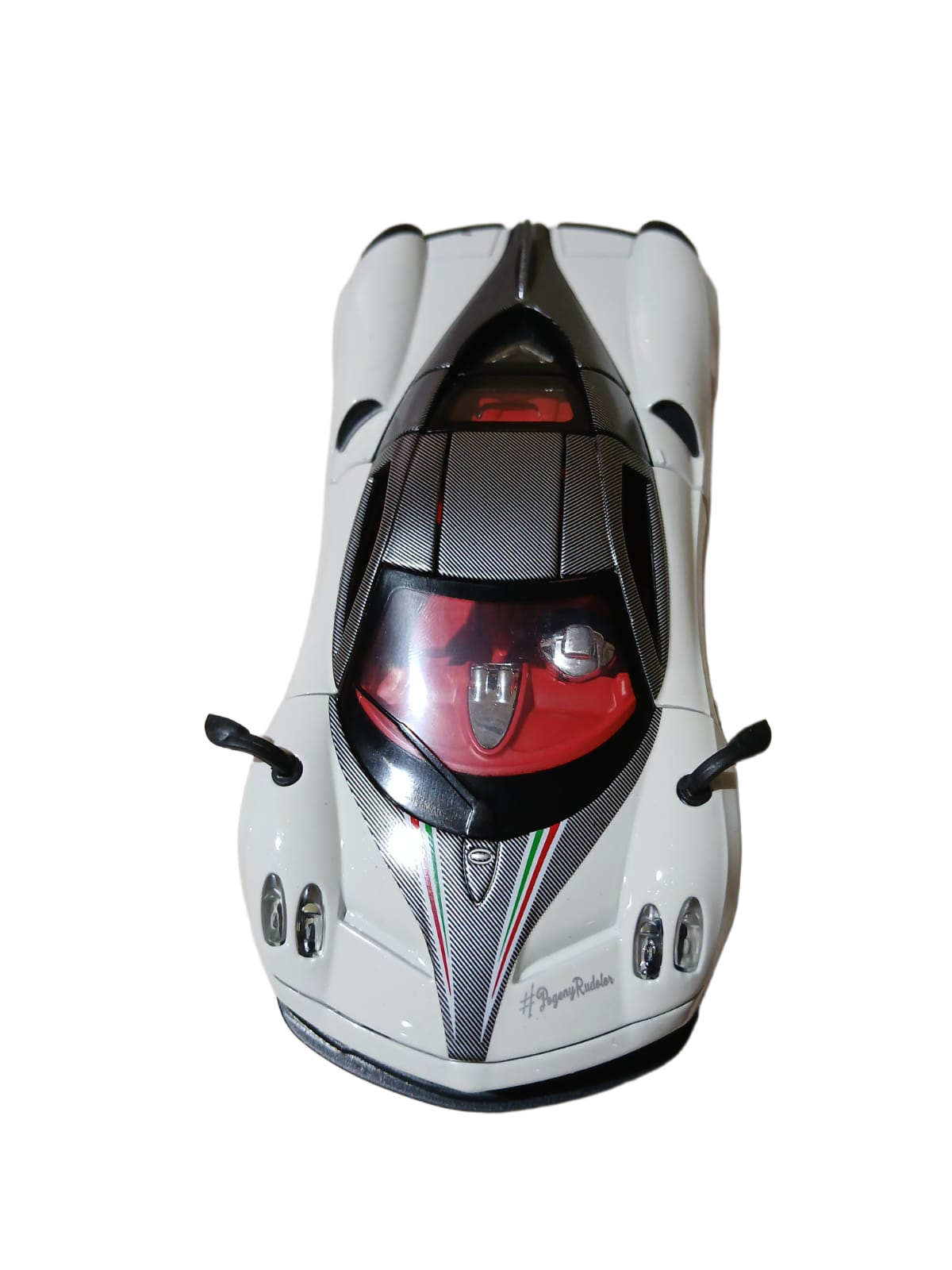 Pagani Huayra Model 1:32 Scale (4 Assorted Colors, Sold As Single)