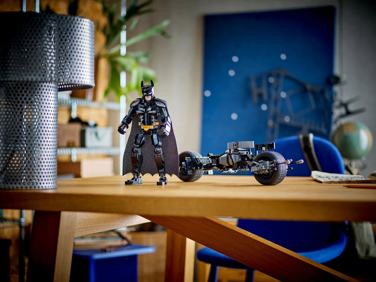LEGO DC Batman Construction Figure and the Bat-Pod Bike 76273 Building Kit 713 Pieces