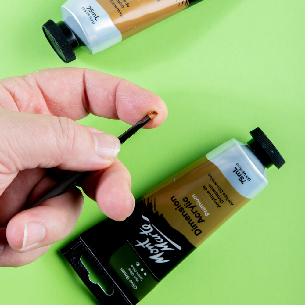 Mont Marte Artist Acrylic Brush Premium Taklon Angle 2