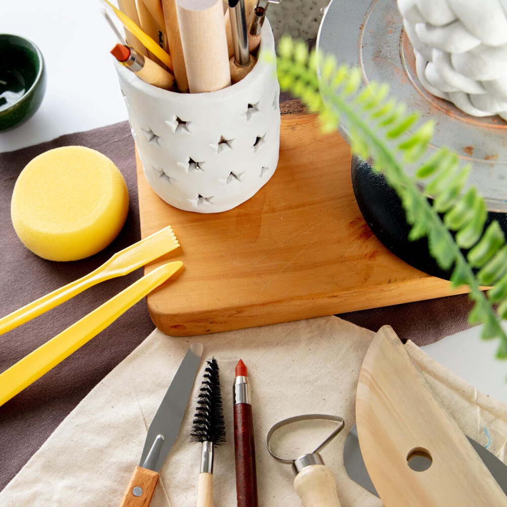 Mont Marte Pottery Tool Set Signature 23Pc
