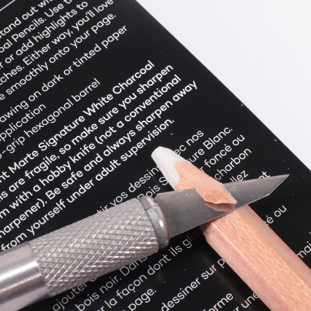 Mont Marte White Charcoal Pencils Lge Hex Signature 2Pc