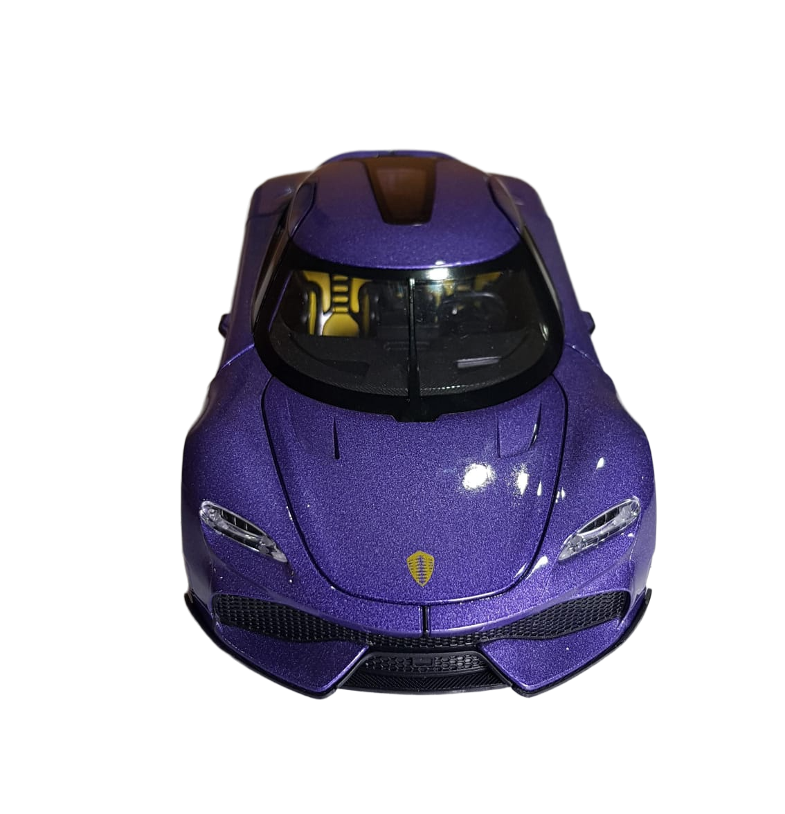 Koenigsegg Gemera Model 1:24 Scale (3 Assorted Colors, Sold As Single)