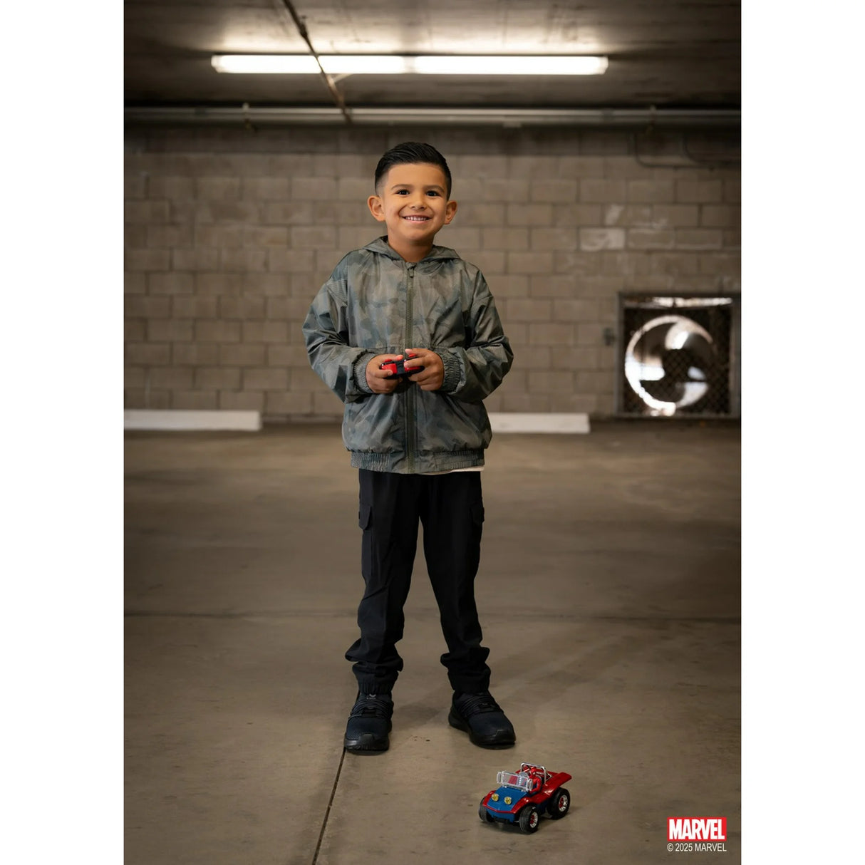 Jada Spider-Man Buggy RC with Non-Removable Spider-Man Figure – 7 Turbo Button Full-Function Remote Control Ages 6+ Red/Blue