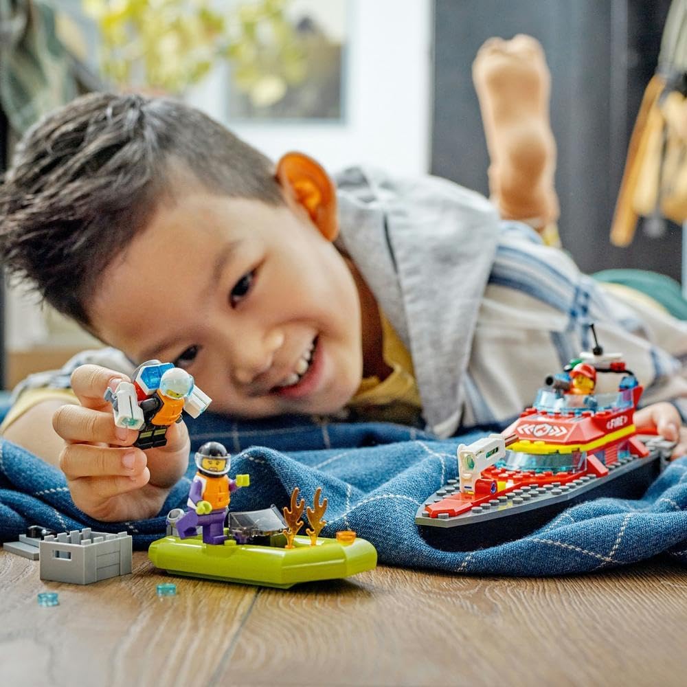 Lego City 60373 Fire Rescue Boat