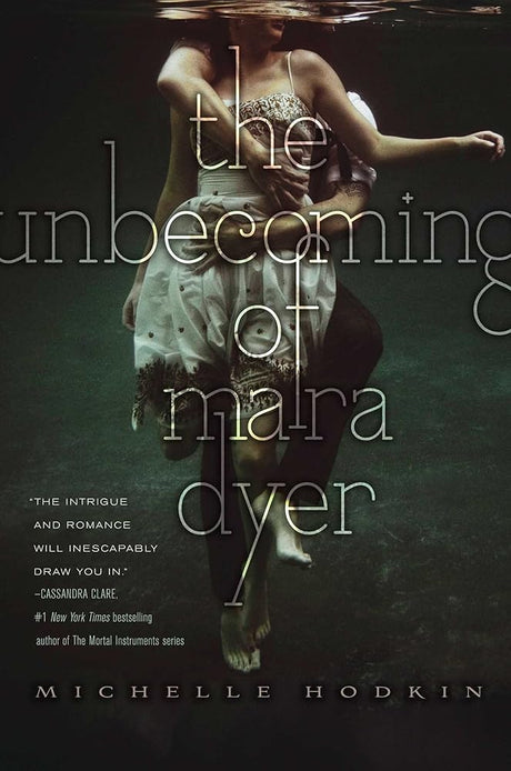 The Unbecoming of Mara Dyer (The Mara Dyer Trilogy) - product image