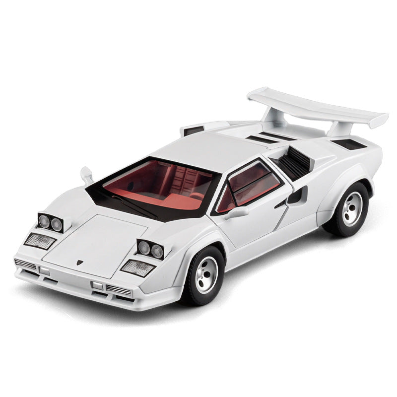 Lamborghini Countach 5000 Diecast Model Car 1:24 Scale – 3 Assorted Colors