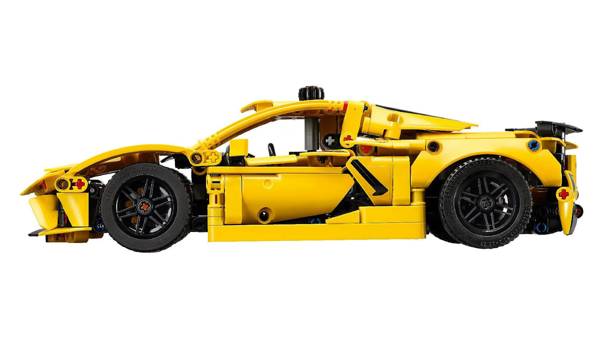 LEGO Technic Chevrolet Corvette Stingray 42205 Building Kit 732 Pieces